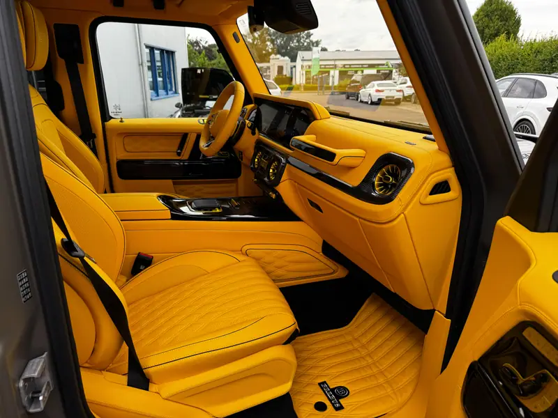 BRABUS-Interieur in Gelb